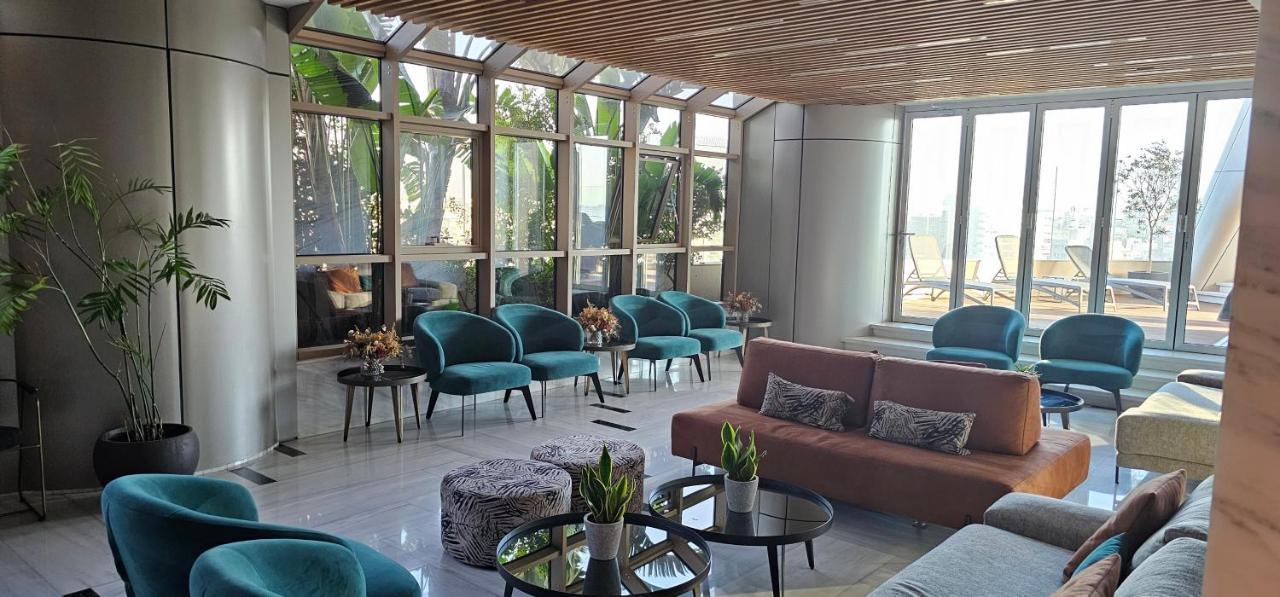 Apartmán Phaedrus Living: 360 Tower Luxury Flat Nikósie Exteriér fotografie