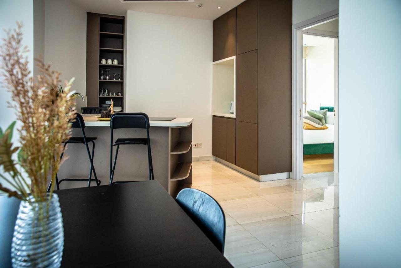 Apartmán Phaedrus Living: 360 Tower Luxury Flat Nikósie Exteriér fotografie